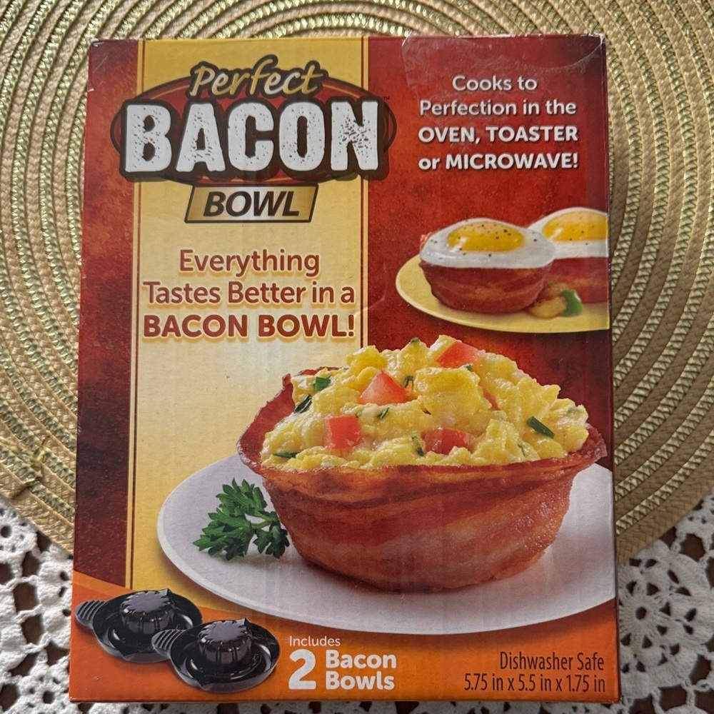 BRAND NEW IN BOX Bacon Bowls